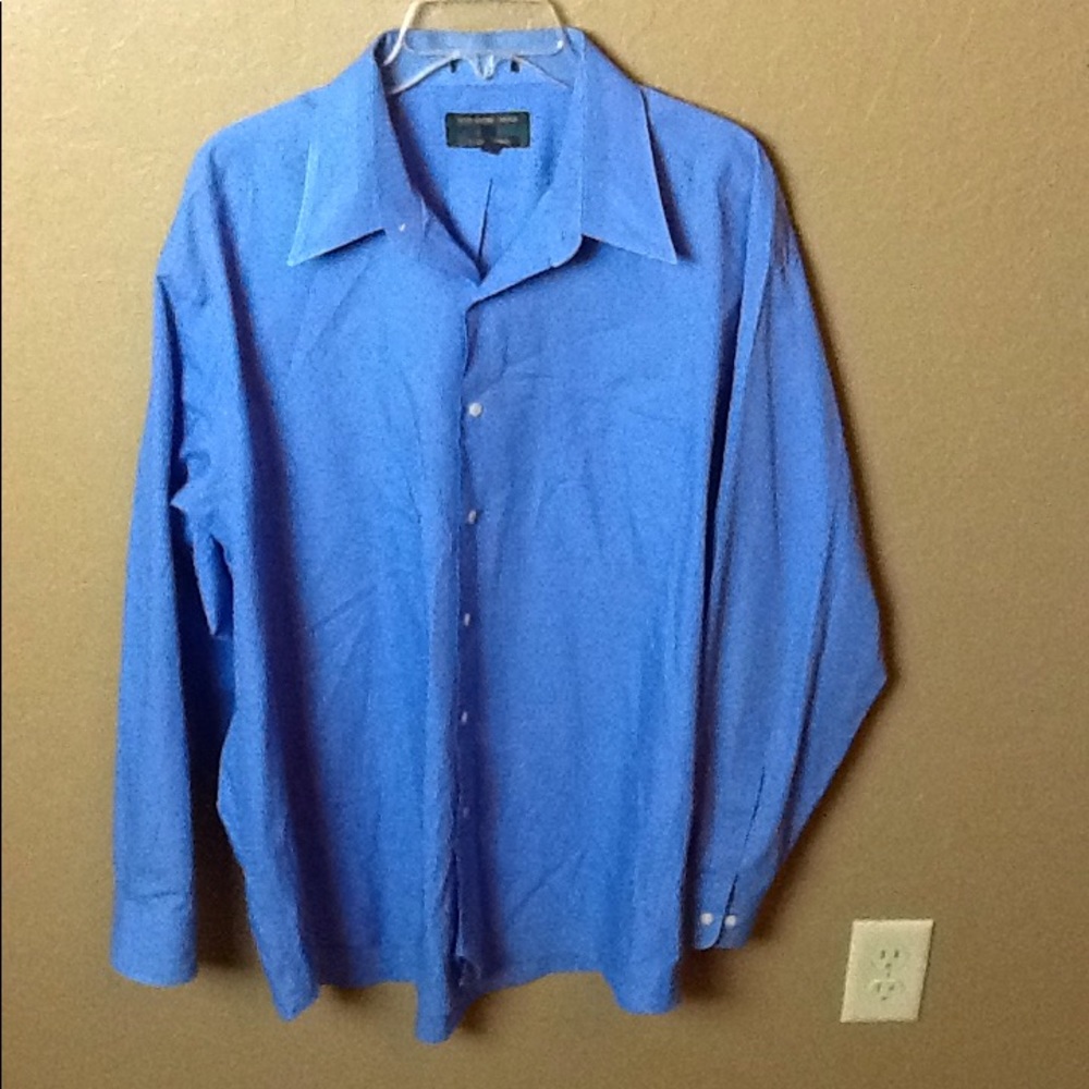 Long sleeved, men's XL dress shirt